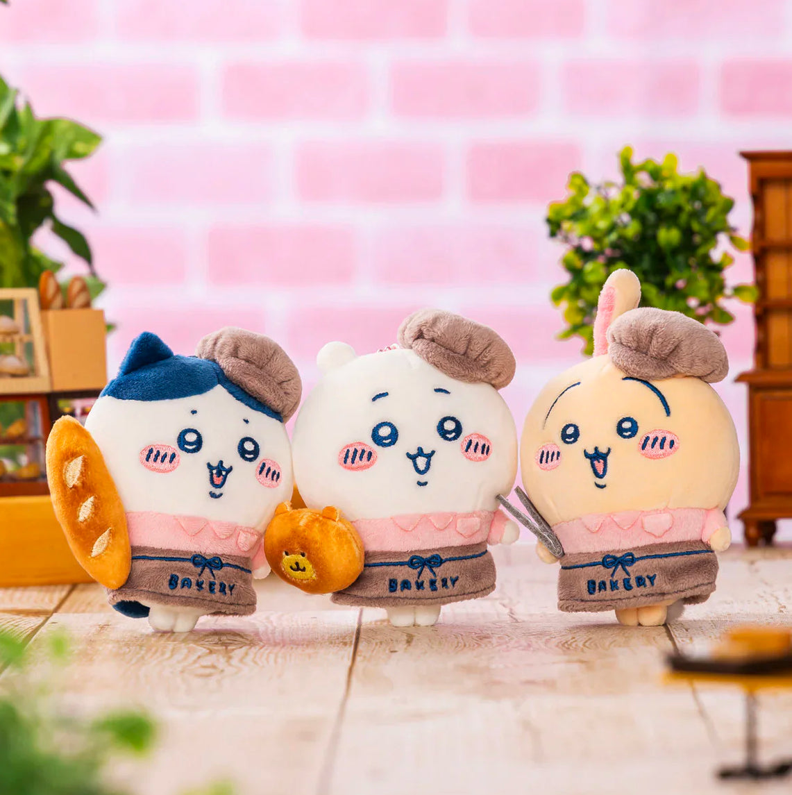 Chiikawa Bakery Staff Mascot Keychain